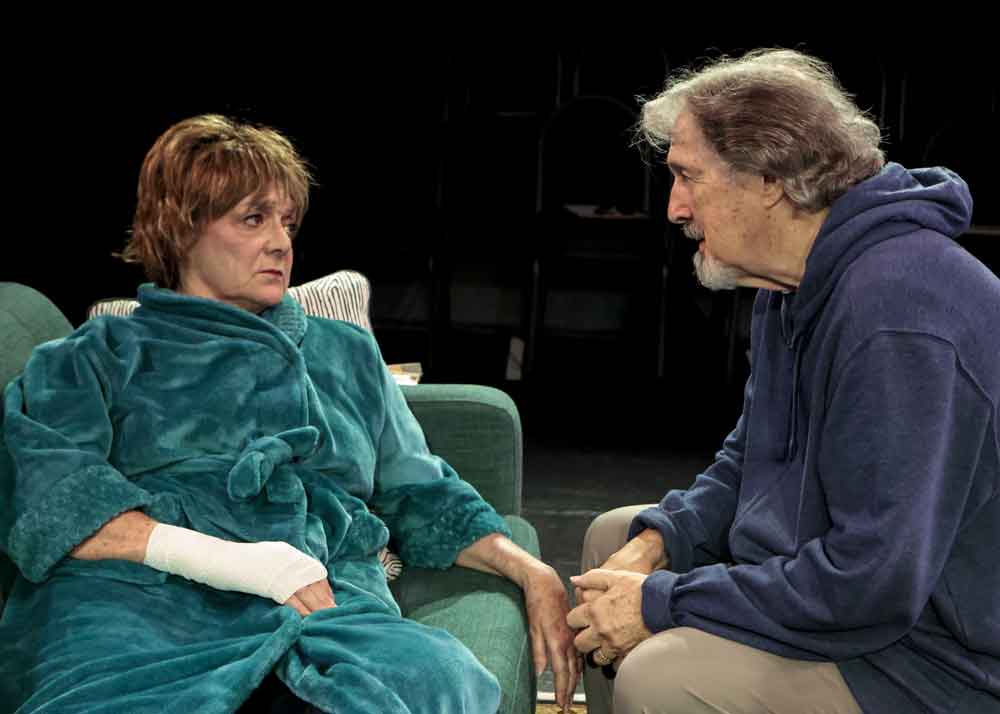 Jenny Walker as Anfisa